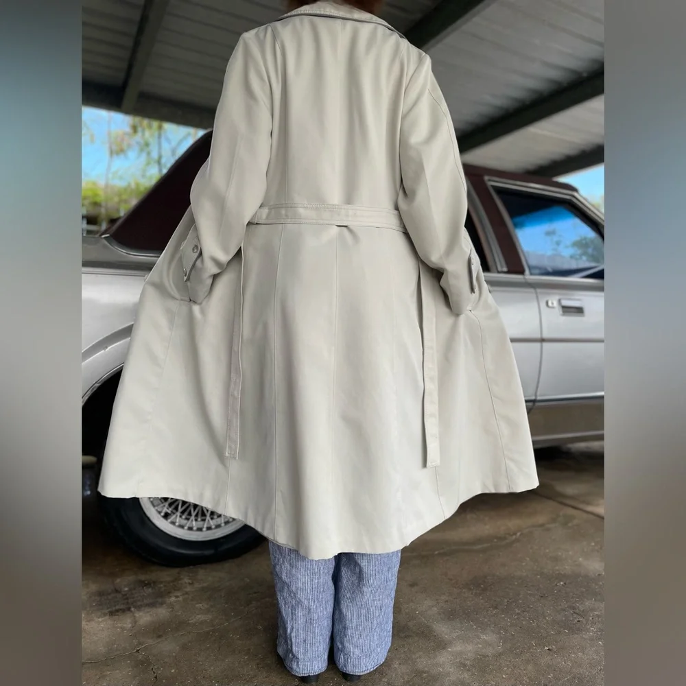 🔥Vintage Forecaster Of Boston Double Breasted Pale Gray Midi Length Trench Coat - Picture 7 of 15